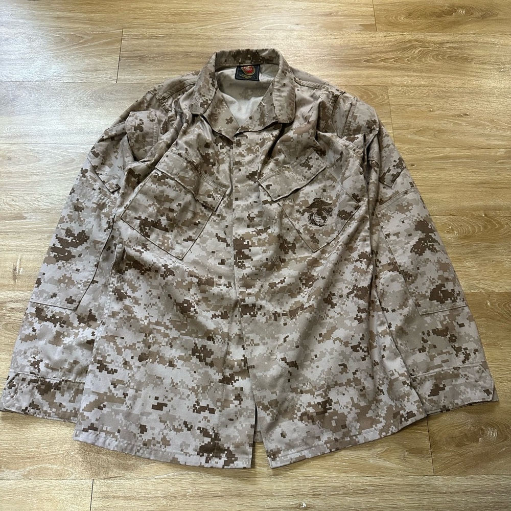 U.S. Marine Corps Desert MARPAT Camouflage MCCUU Blouse - Size: SMALL LONG